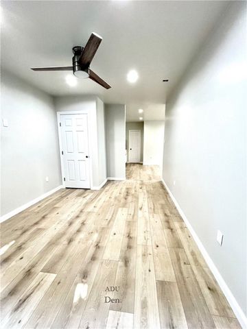 6929 Shoshone, Los Angeles, CA 91406