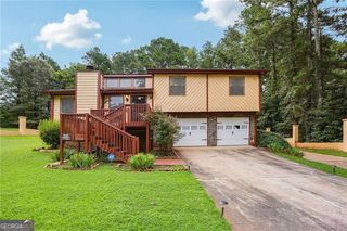 3851 Chimney Stone Court, Ellenwood, GA 30294