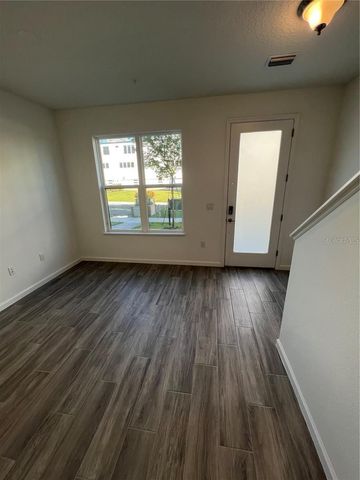 2257 VALENTINE ALLEY, Orlando, FL 32804