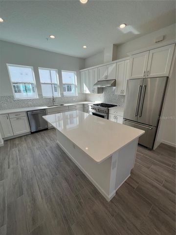 2257 VALENTINE ALLEY, Orlando, FL 32804