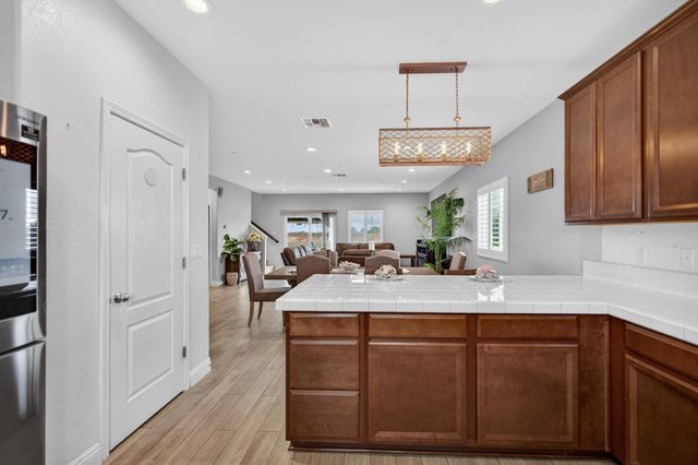 1456 BAMBOO St, Plumas Lake, CA 95961