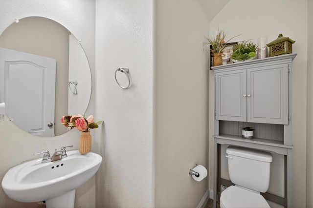 1456 BAMBOO St, Plumas Lake, CA 95961