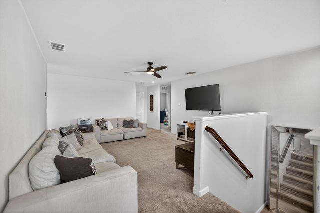 1456 BAMBOO St, Plumas Lake, CA 95961