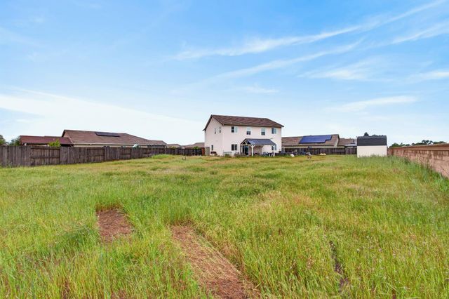 1456 BAMBOO St, Plumas Lake, CA 95961