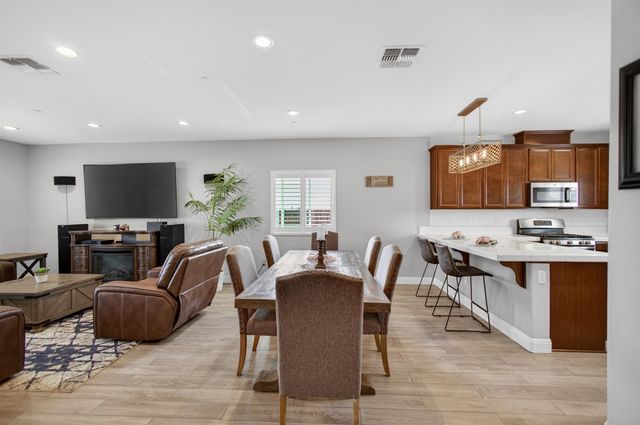1456 BAMBOO St, Plumas Lake, CA 95961