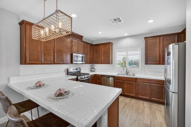 1456 BAMBOO St, Plumas Lake, CA 95961