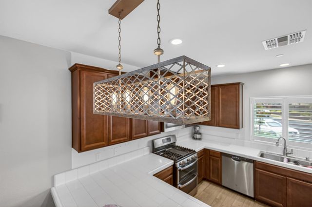 1456 BAMBOO St, Plumas Lake, CA 95961