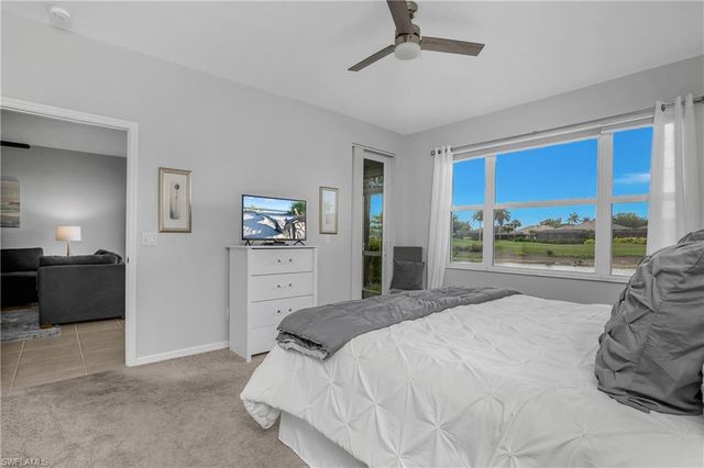 5959 Sand Wedge LN 403, Naples, FL 34110