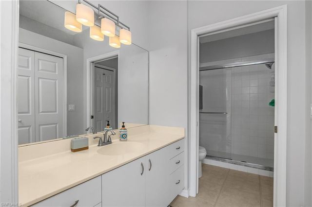 5959 Sand Wedge LN 403, Naples, FL 34110