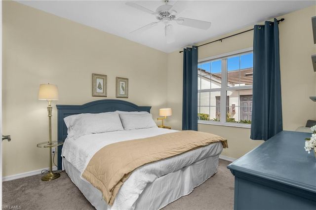 5959 Sand Wedge LN 403, Naples, FL 34110