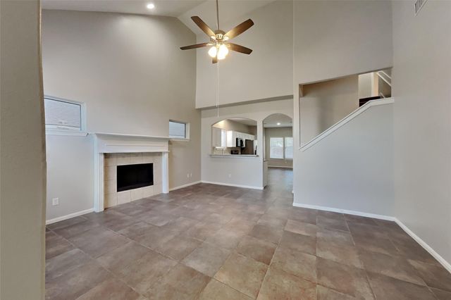 25819 Oakridge Forest Lane, Spring, TX 77386