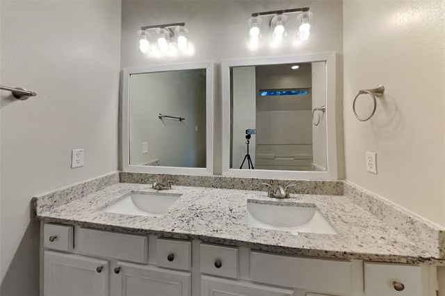 25819 Oakridge Forest Lane, Spring, TX 77386