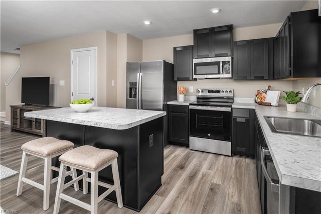 3105 Penguin CIR, Elizabeth City, NC 27909