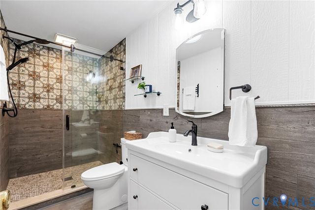 11542 Chester Station Dr, Chester, VA 23831