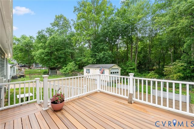 11542 Chester Station Dr, Chester, VA 23831