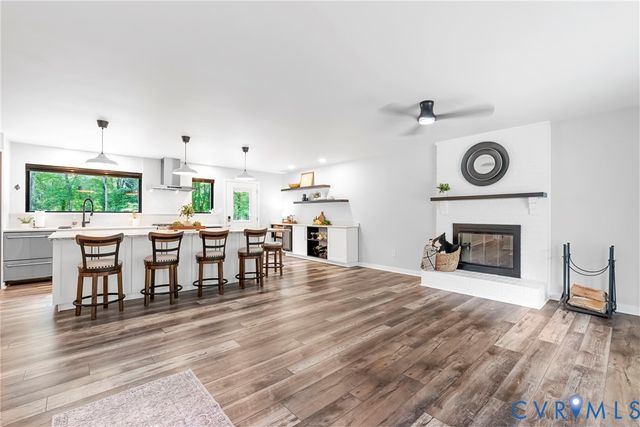 11542 Chester Station Dr, Chester, VA 23831