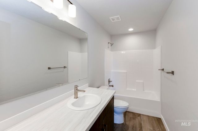 17440 N Union Springs Pl, Nampa, ID 83687