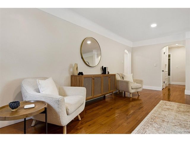 1121 S Cook St, Denver, CO 80210