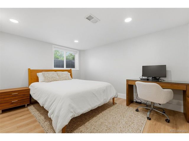 1121 S Cook St, Denver, CO 80210