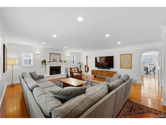 1121 S Cook St, Denver, CO 80210