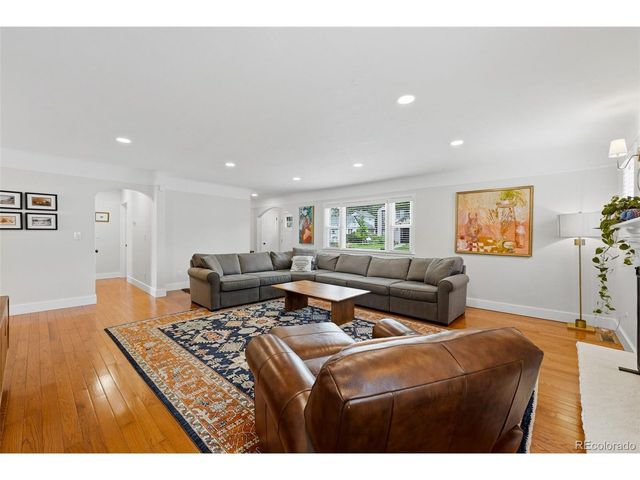 1121 S Cook St, Denver, CO 80210