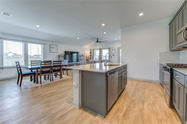 403 Rain Water Lane, Baytown, TX 77523