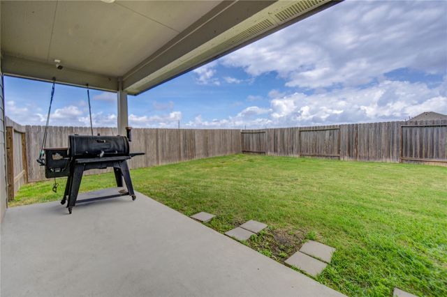 403 Rain Water Lane, Baytown, TX 77523