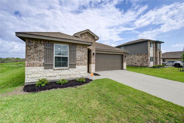 403 Rain Water Lane, Baytown, TX 77523
