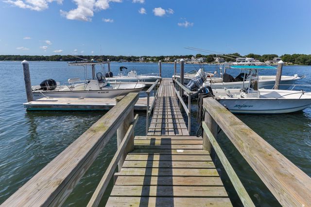 41 Farm Lane, South Dennis, MA 02660