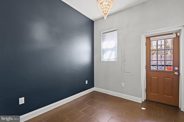 111 E LAFAYETTE AVE, Baltimore, MD 21202