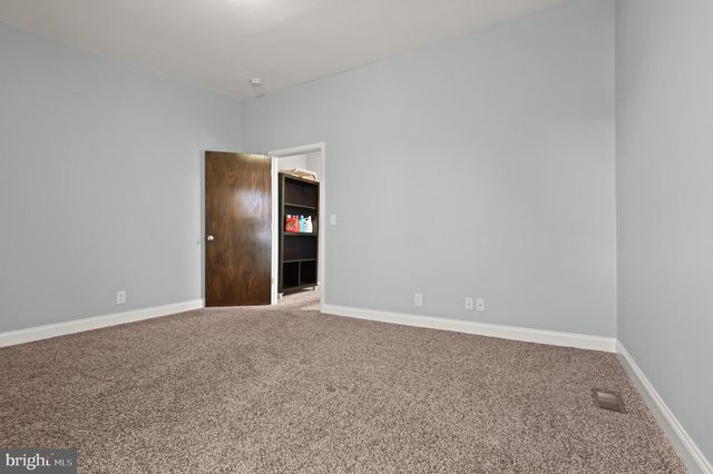 111 E LAFAYETTE AVE, Baltimore, MD 21202
