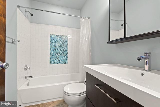 111 E LAFAYETTE AVE, Baltimore, MD 21202