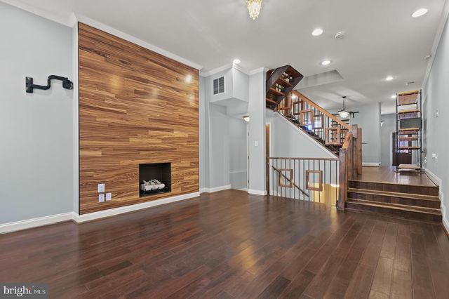 111 E LAFAYETTE AVE, Baltimore, MD 21202