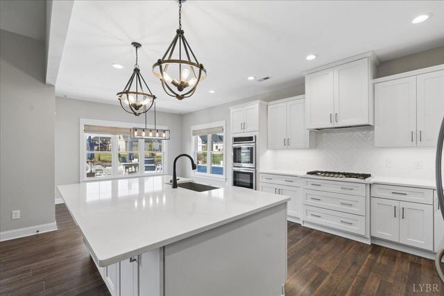 1351 West Crossing Drive, Forest, VA 24551