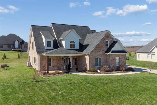 1351 West Crossing Drive, Forest, VA 24551