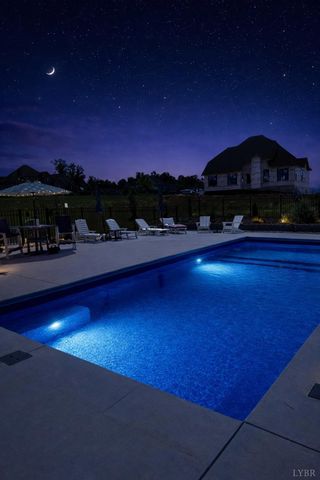 1351 West Crossing Drive, Forest, VA 24551