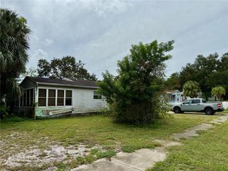 762 60TH AVENUE NE, St Petersburg, FL 33703
