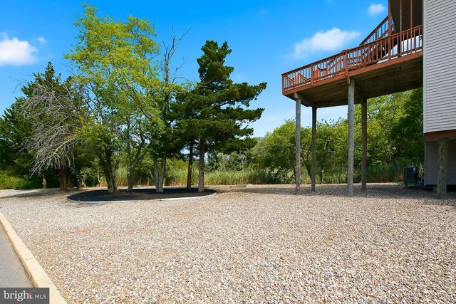 369 TUSCARORA AVE, Barnegat, NJ 08005