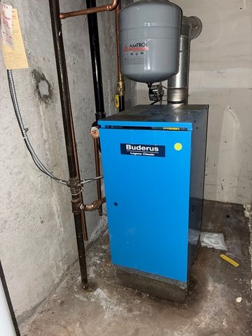 64 Loiselle Ave, Fitchburg, MA 01420