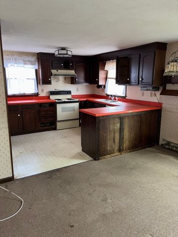 64 Loiselle Ave, Fitchburg, MA 01420