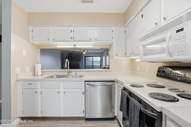 5615 SAN JUAN Avenue 309, Jacksonville, FL 32210