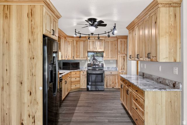 1945 S SCENIC DR, Cedar City, UT 84720