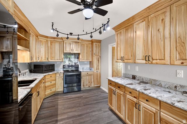 1945 S SCENIC DR, Cedar City, UT 84720