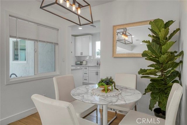 8102 Willis Ave, Panorama City (los Angeles), CA 91402