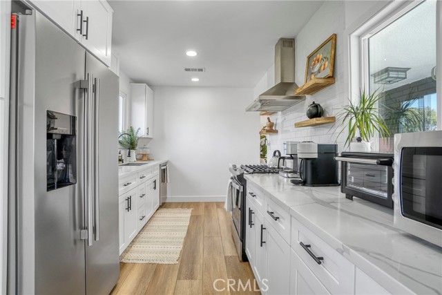 8102 Willis Ave, Panorama City (los Angeles), CA 91402