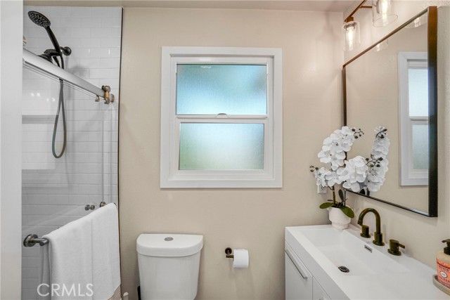 8102 Willis Ave, Panorama City (los Angeles), CA 91402