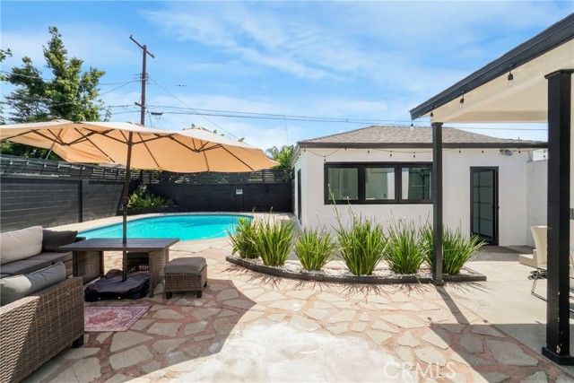 8102 Willis Ave, Panorama City (los Angeles), CA 91402