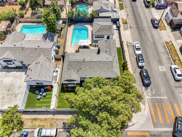 8102 Willis Ave, Panorama City (los Angeles), CA 91402