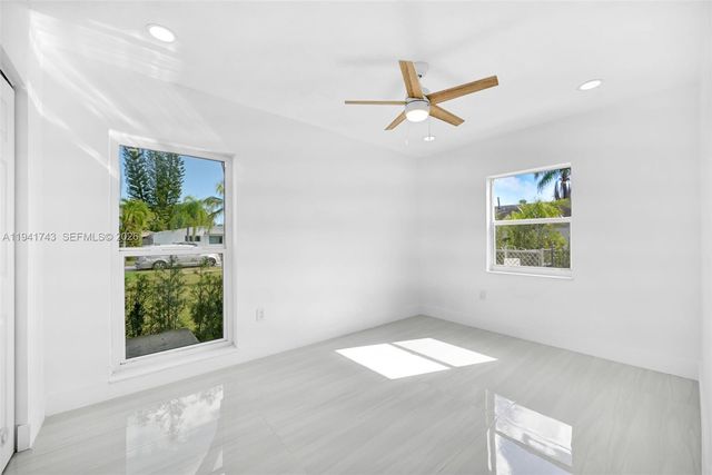 20030 Island Rd, Cutler Bay, FL 33189