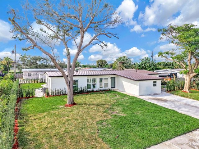 20030 Island Rd, Cutler Bay, FL 33189